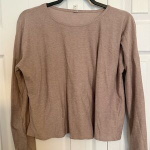 Beyond Yoga Long Sleeve Scoop Neck Top in Mauve Taupe